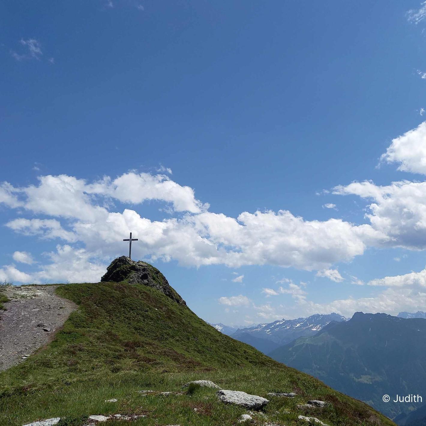 Gipfelkreuz am Golmer Joch