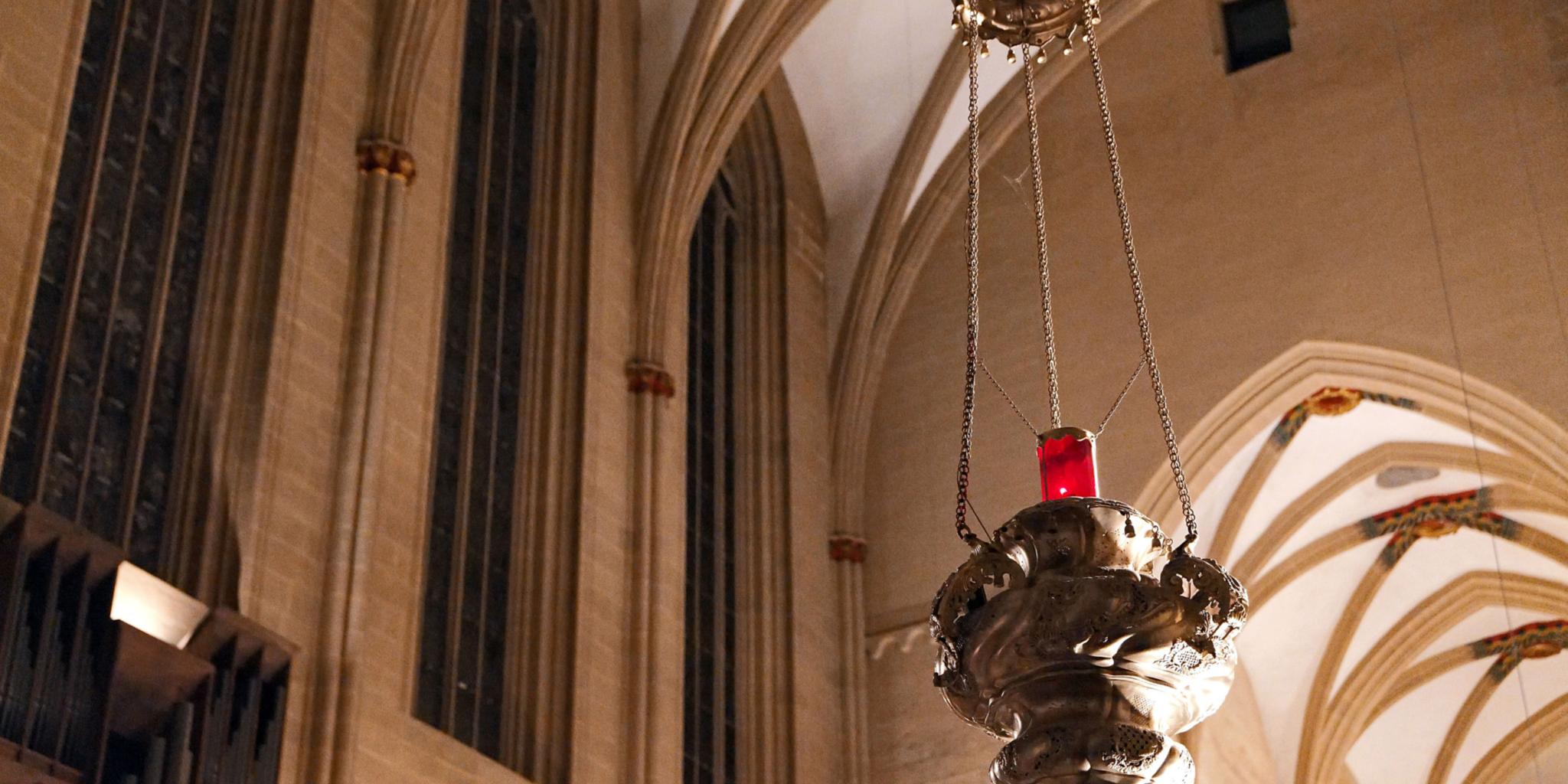 Ewiges Licht in einer 'Kirche